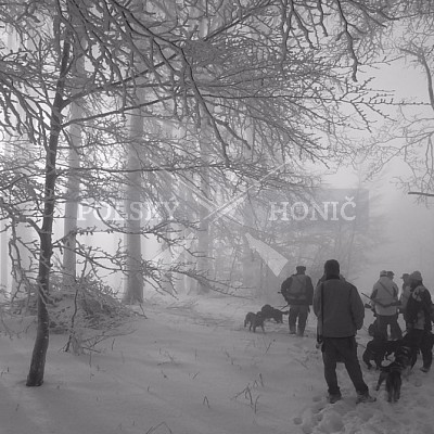 Naháňka Štítná nad Vláří 8.12.2016- podrobná foto prohlídka - autor Pavel Mašláň