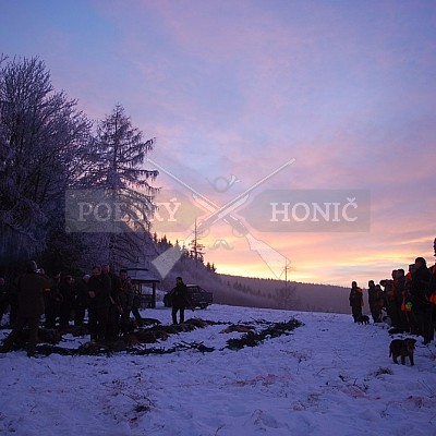 Naháňka Štítná nad Vláří 8.12.2016- podrobná foto prohlídka - autor Pavel Mašláň